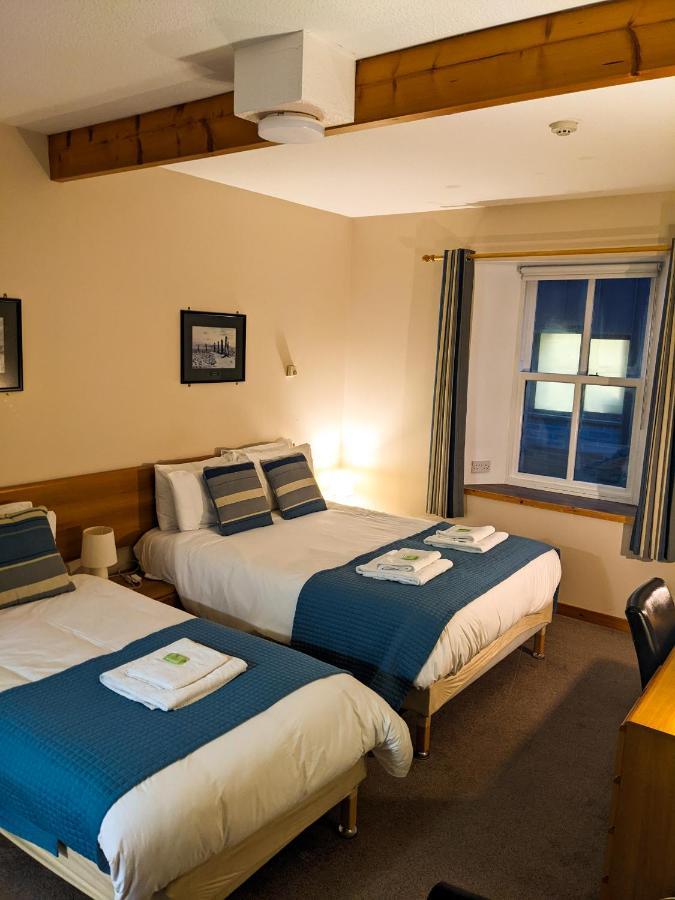 Ferry Inn Стромнесс Экстерьер фото