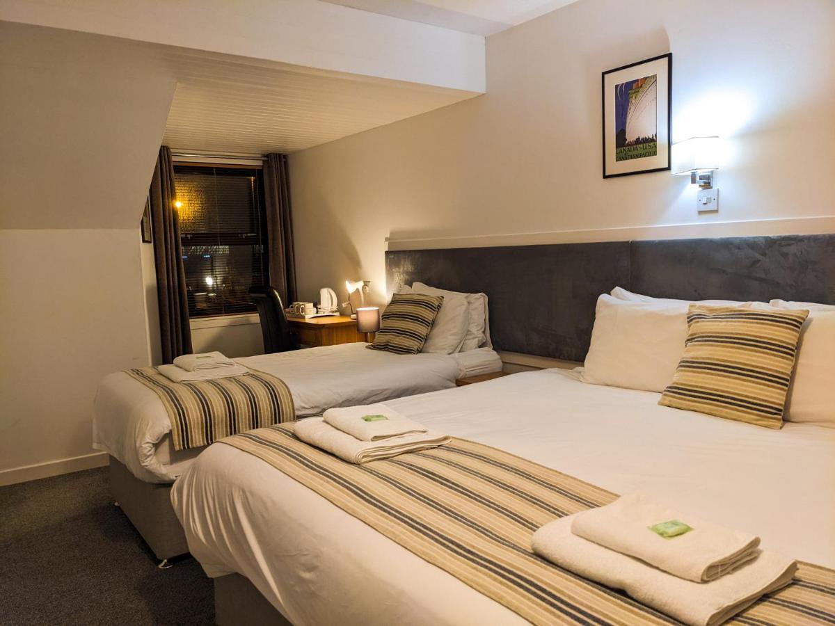 Ferry Inn Стромнесс Экстерьер фото