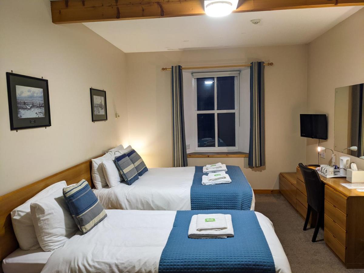 Ferry Inn Стромнесс Экстерьер фото