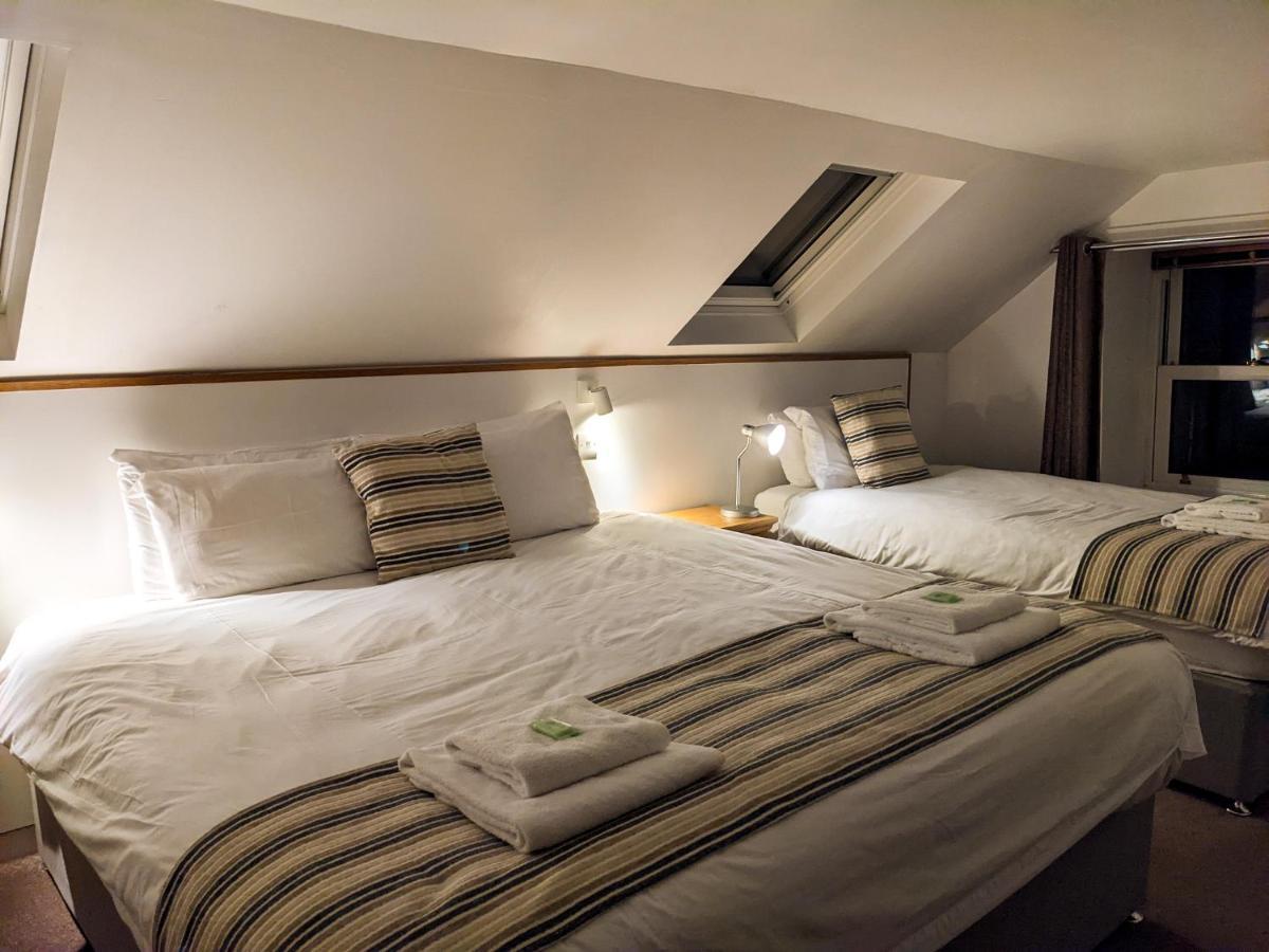 Ferry Inn Стромнесс Экстерьер фото